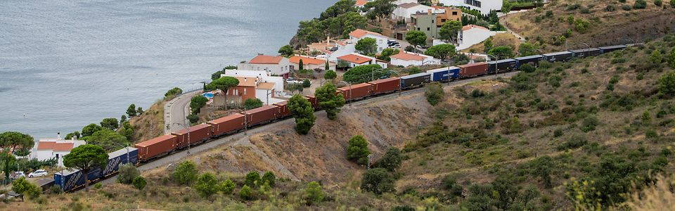 The train, the best option for transporting goods during COVID-19