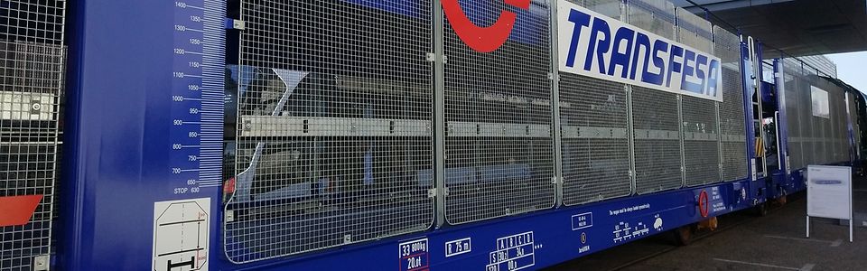 Transfesa Logistics launches the first train with its new high-capacity car-carriers for international routes