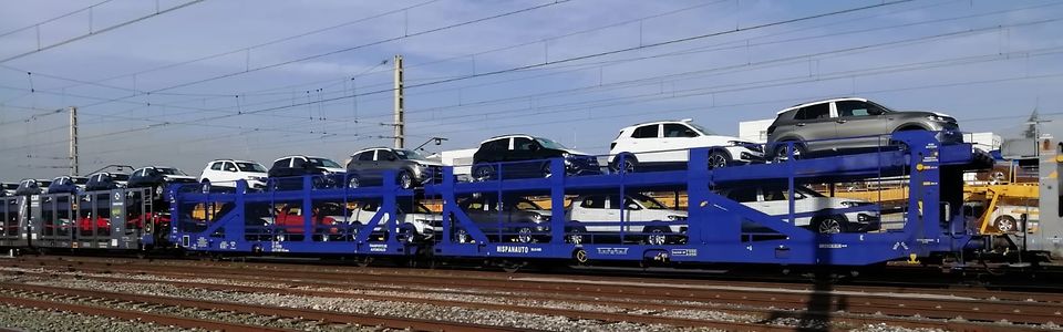 Transfesa Logistics and Volkswagen Group Logistics renew their contract for international vehicle traffic