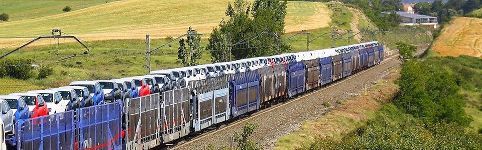 Transfesa Logistics helps Volkswagen Navarra reduce its carbon footprint by 4,812 tons of CO2 thanks to their support of the railway